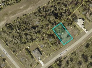 1909 Redmont Ave, Lehigh Acres, FL 33972
