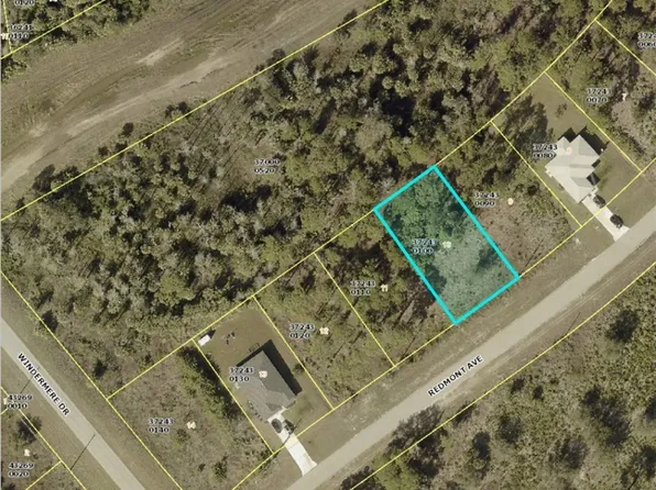 1909 Redmont Ave, Lehigh Acres, FL 33972