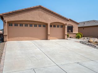 510 N Dossi Pl, Green Valley, AZ 85614