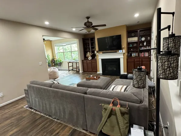 421 Morgans Creek Ct NW, Kennesaw, GA 30144