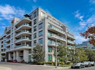 377 Madison Ave #323, Toronto, ON M4V 3E1