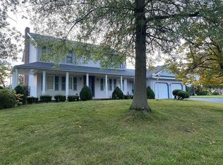 15 James St, Mill Hall, PA 17751