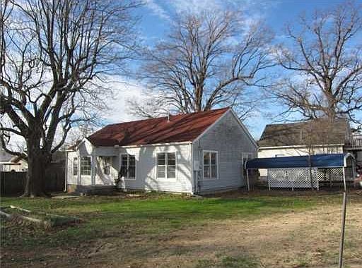 1st image of 307 2nd Ave NE