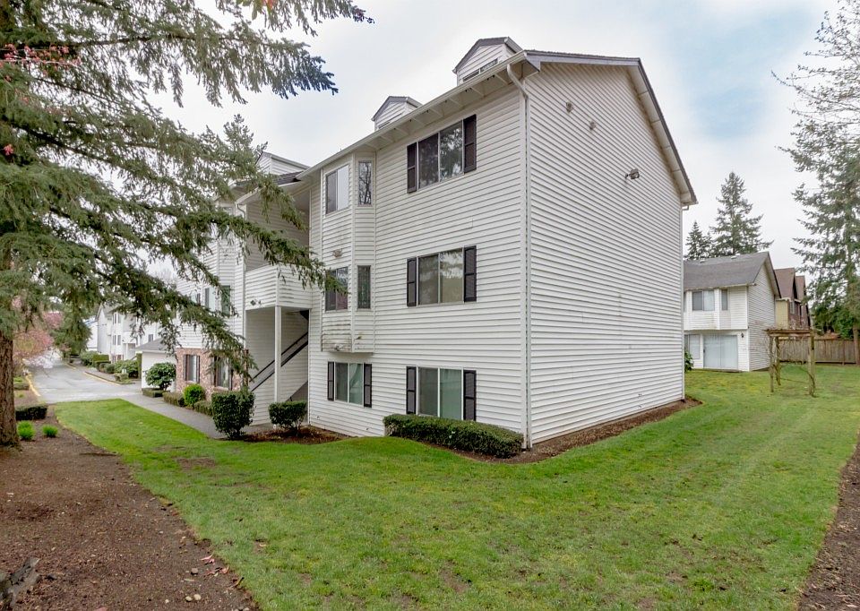 1st image of 25803 114th Pl SE APT E-302