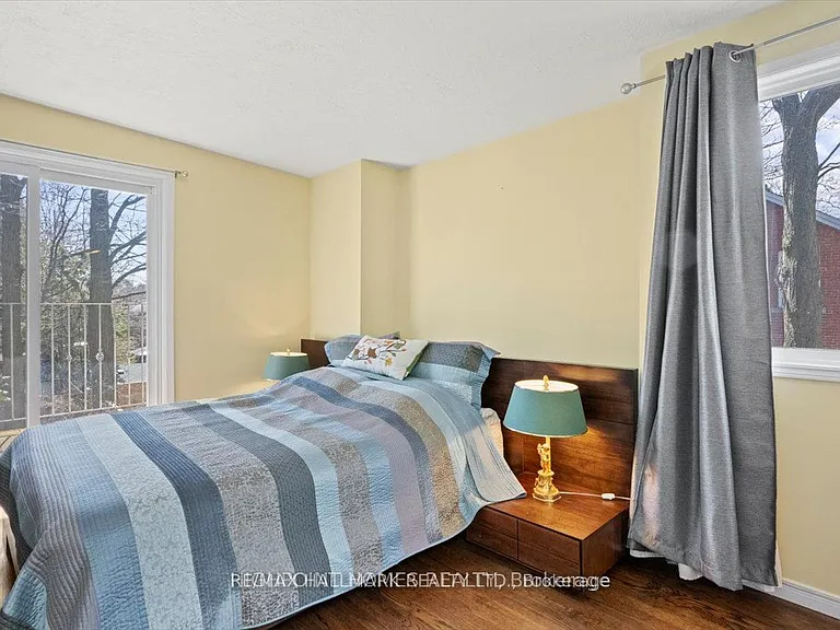 100 Warden Ave — Photo 20