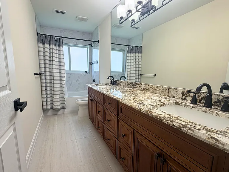 9505 Majestic Way — Photo 17