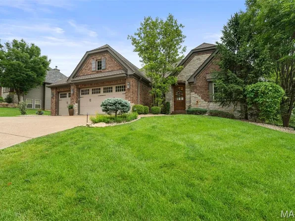 4252 Napa View Ln, Saint Charles, MO 63304