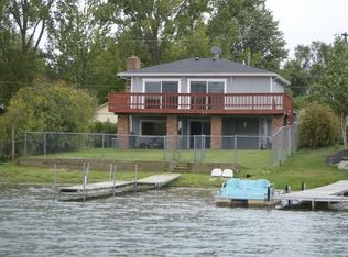 515 Dunleavy Dr, Highland, MI