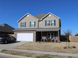 1217 E Ridge View Dr, Siloam Springs, AR 72761