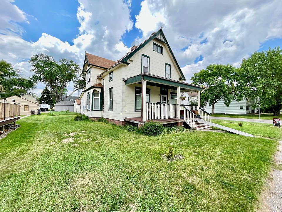 431 6th St N, Wahpeton, ND 58075 MLS 23780 Zillow