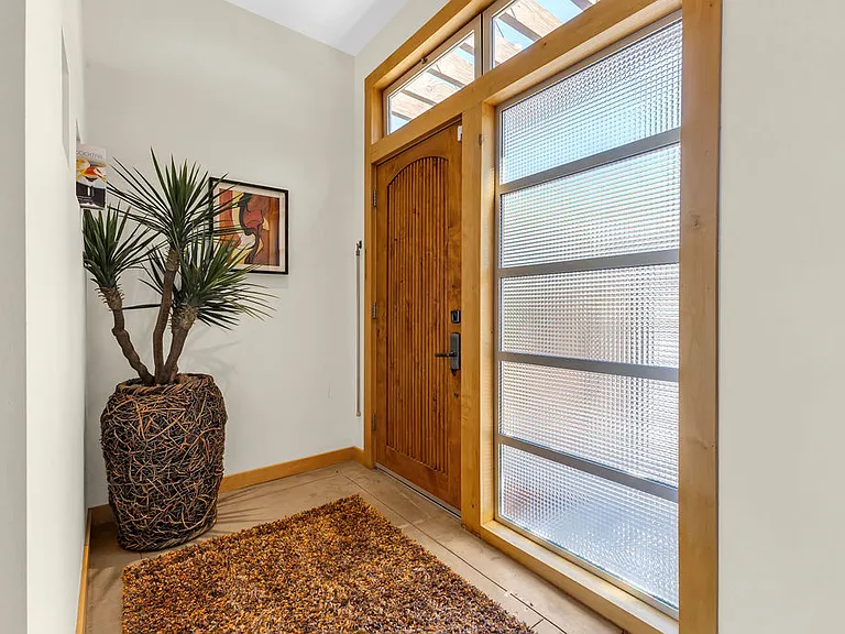 53945 Eisenhower Dr — Photo 5