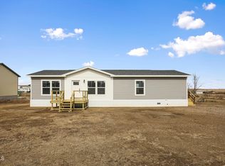5451 138th Ave NW #203, Williston, ND 58801