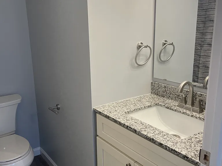 3511 Gray St #204 — Photo 4
