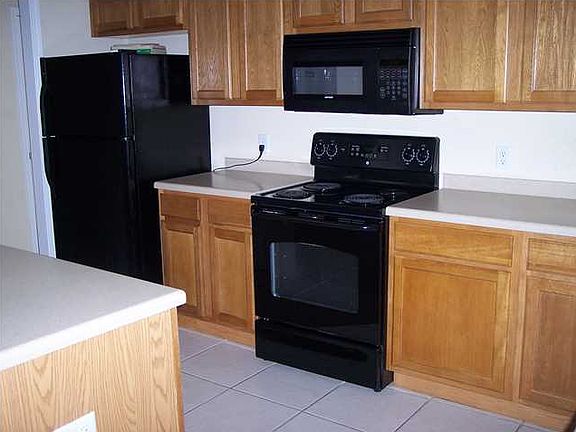 3rd image of 1401 Beaver Run #1