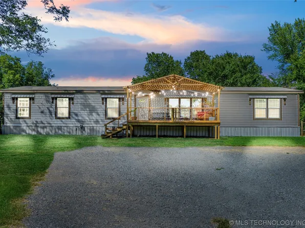 7120 W 703rd Rd, Hulbert, OK 74441