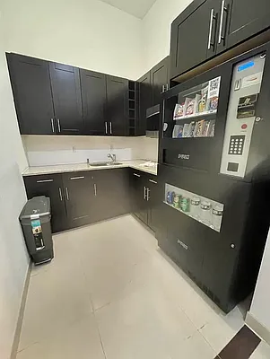 Rented by Contact Realty | media 27