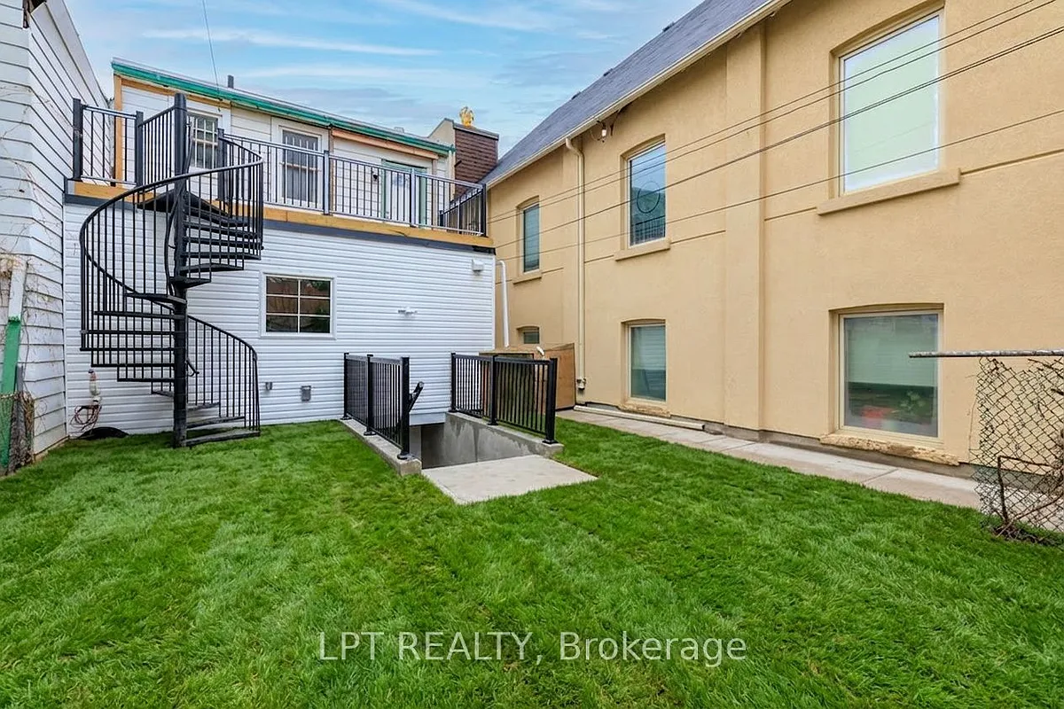 Building Photo - 627 Crawford St #D
