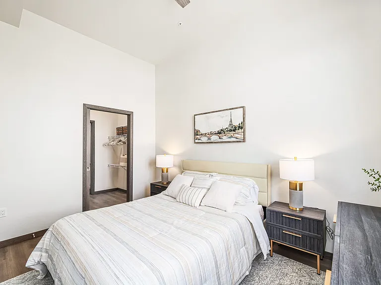Jefferson Flats — Photo 8