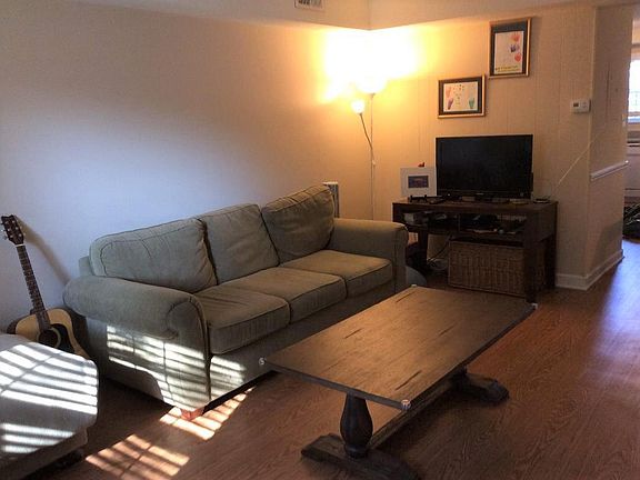 Living Room Photo 1of2