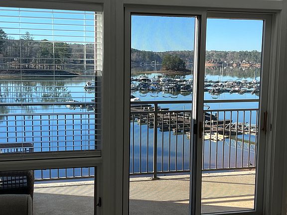 2nd image of 100 Harbor Pl Unit 209