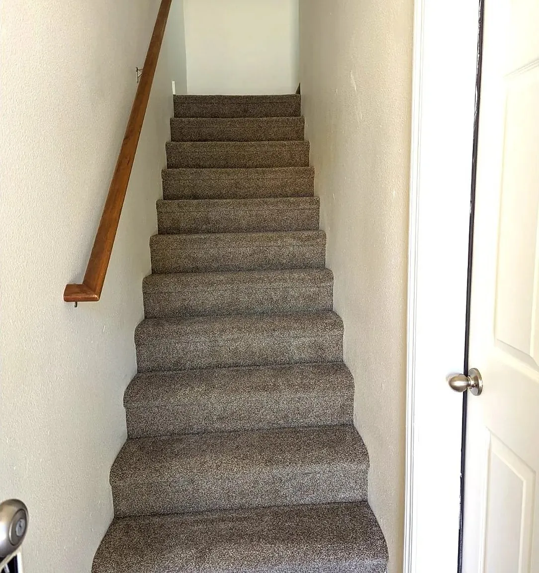 3 bed, 1.5 bath, 5698 sqft, $1,750 — Photo 3