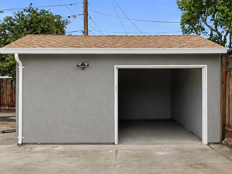 853 Sunset Dr — Photo 32