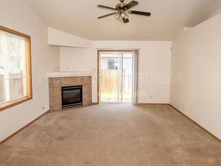 2402 177th Street Ct E — Photo 5
