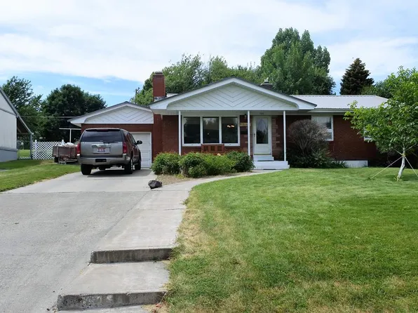 1524 Westland Ave, Idaho Falls, ID 83402