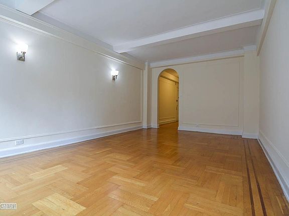 3rd image of 201 W 77th St APT 11F