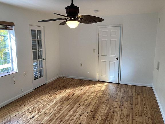 3rd image of 101 Lucerne Ave #3