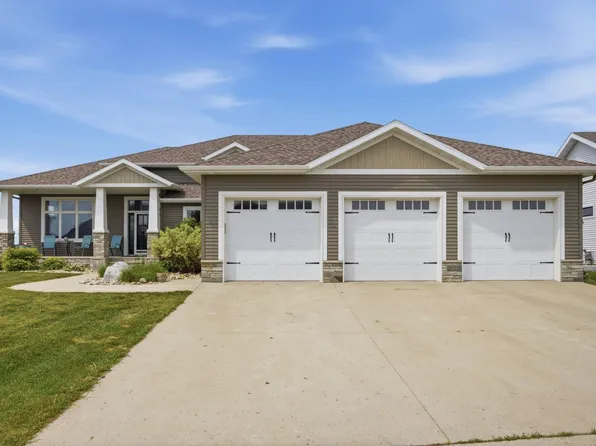 441 Tessa Dr, Moorhead, MN 56560