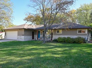 3400 S El Sirroco Dr, New Berlin, WI 53151