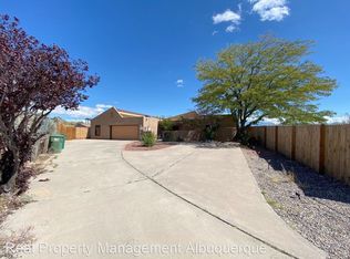 872 Ivory Rd SE, Rio Rancho, NM 87124
