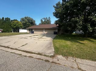 3310-3312 Colby Ln, Janesville, WI 53546