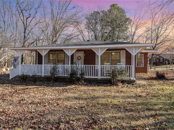 4442 Brown Oaks Rd, Randleman, NC 27317