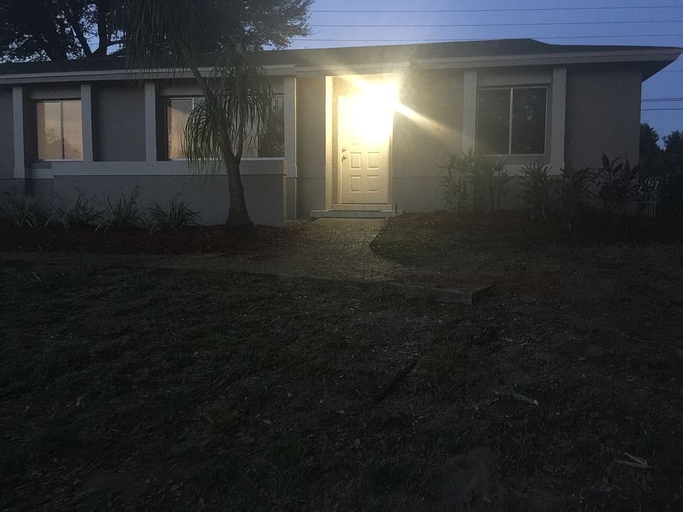 1st image of 7322 Catamaran Dr