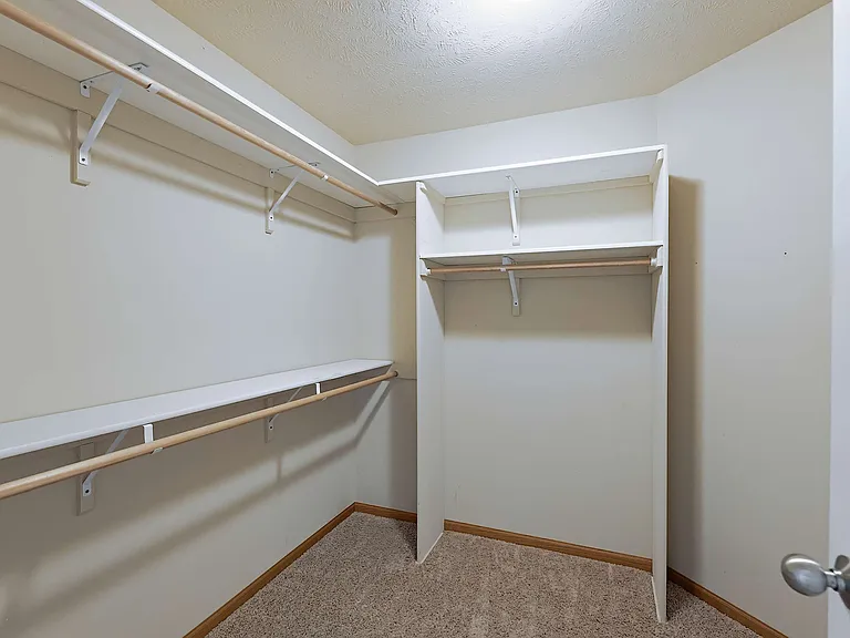 730 Norwood Dr — Photo 34
