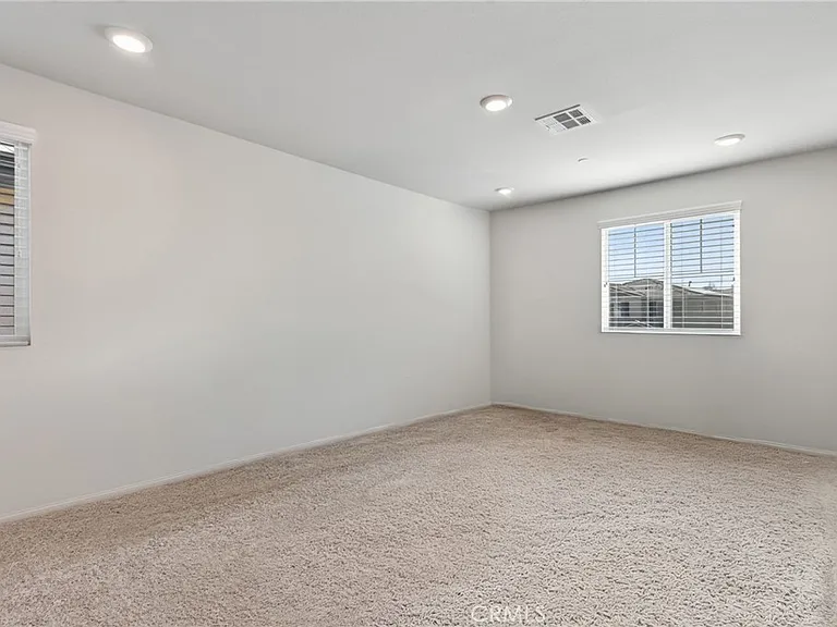 19215 Horseshoe Bend Rd — Photo 21
