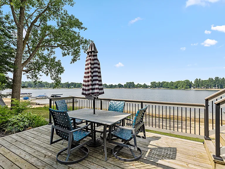 13545 Armitage Dr — Photo 3