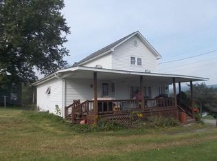 102 Railroad St, Oak Ridge, PA 16245