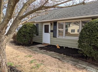 14 Rosewood Rd, Edison, NJ 08817