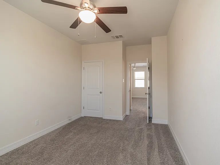 3208 Honey Peach Way — Photo 42