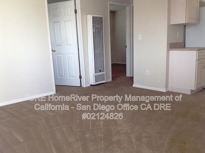 1413 Felspar St — Photo 2