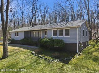 20 Huckleberry Dr, East Stroudsburg, PA 18302