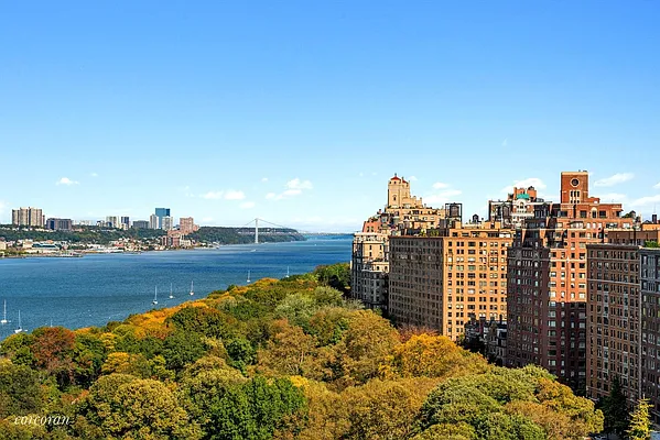 Sold by Corcoran | media 28