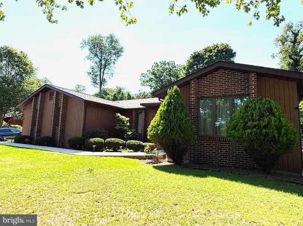 107 Deborah Dr, Wyomissing, PA 19610
