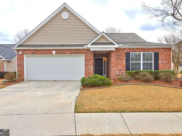 412 Mockingbird Dr, Loganville, GA 30052