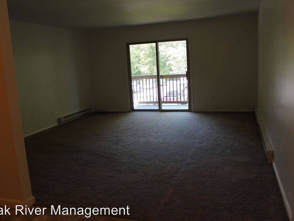 2nd image of 145 Cemetery Rd APT M