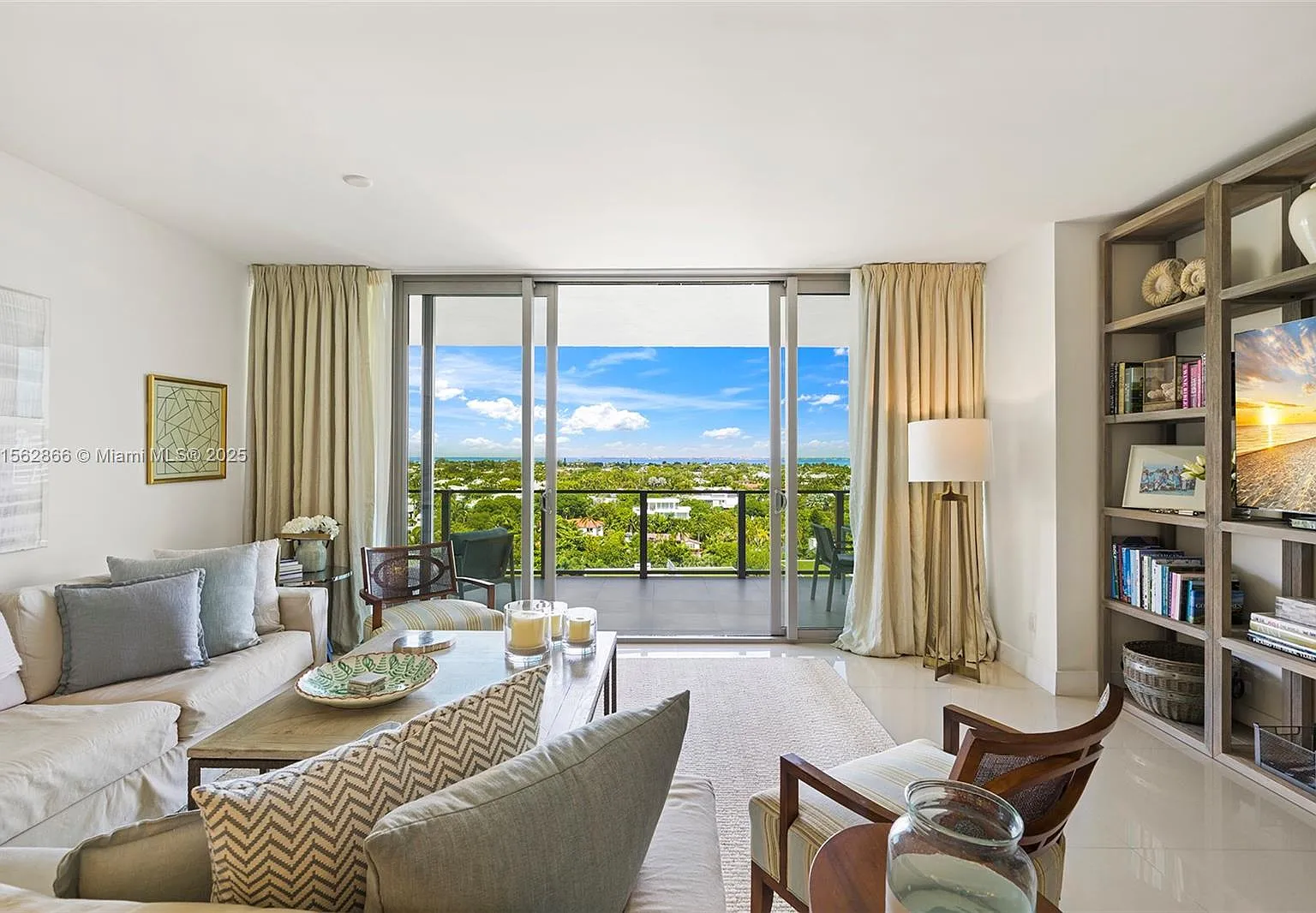 Oceana Key Biscayne Condo — Photo 1