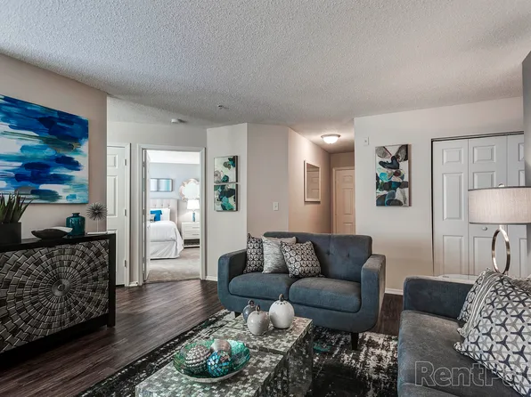 Riverwalk Apartment Homes